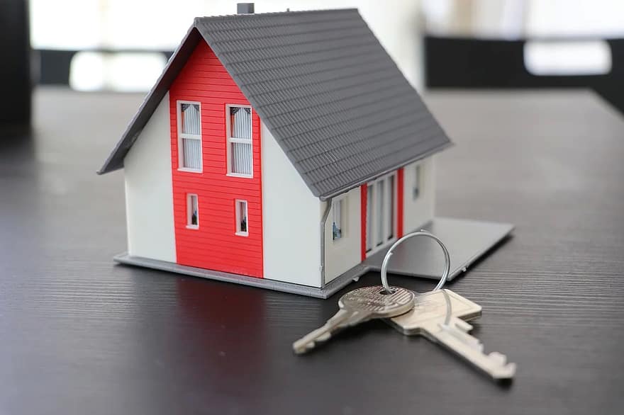 ¿Alquilar mi piso por inmobiliaria? Toda la información, ventajas e inconvenientes, en Certificado de Casa